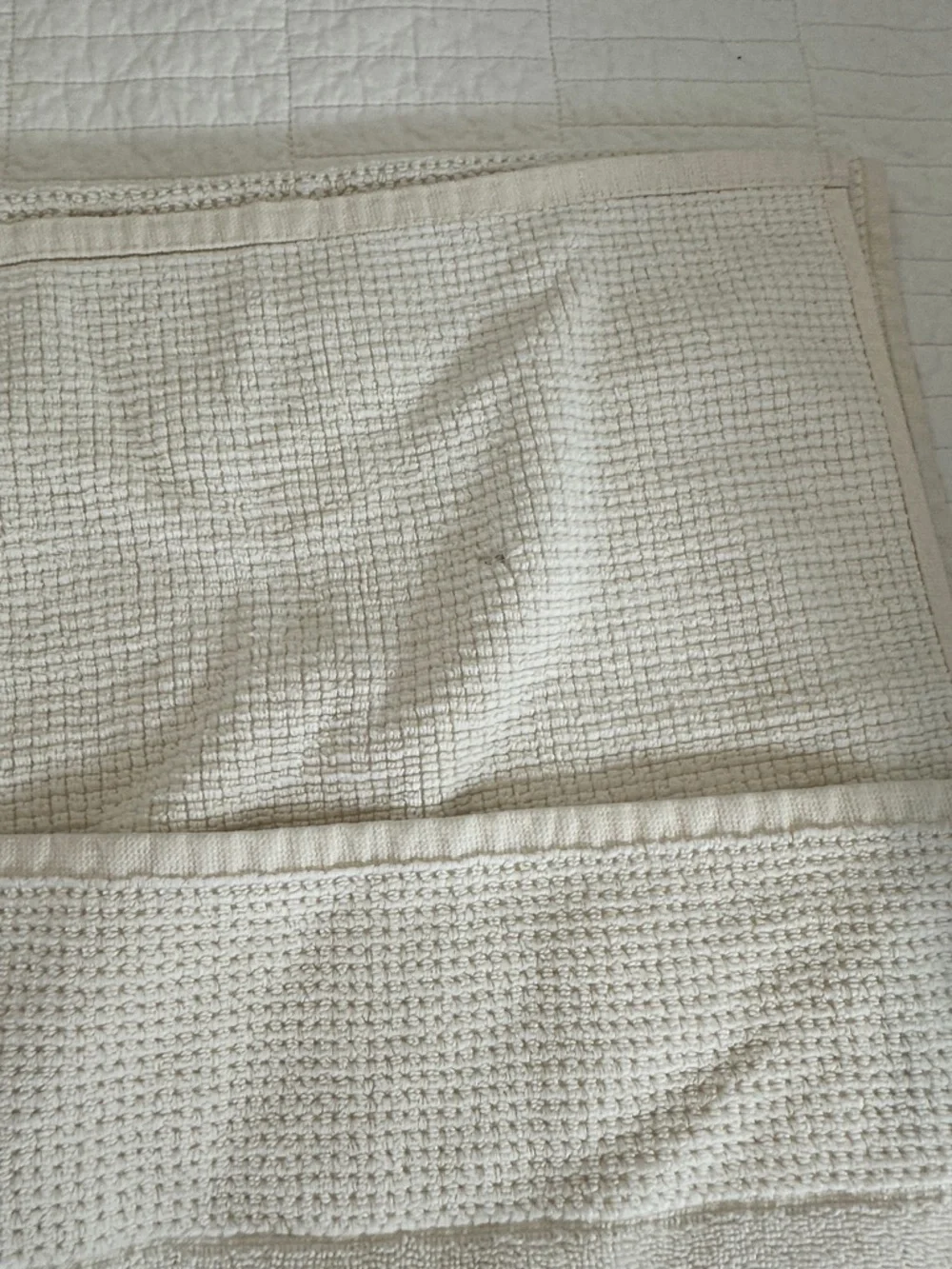 Baveno Home Turkish Cotton Towels Set of 2 Cream Luxury Spa Bath EUC